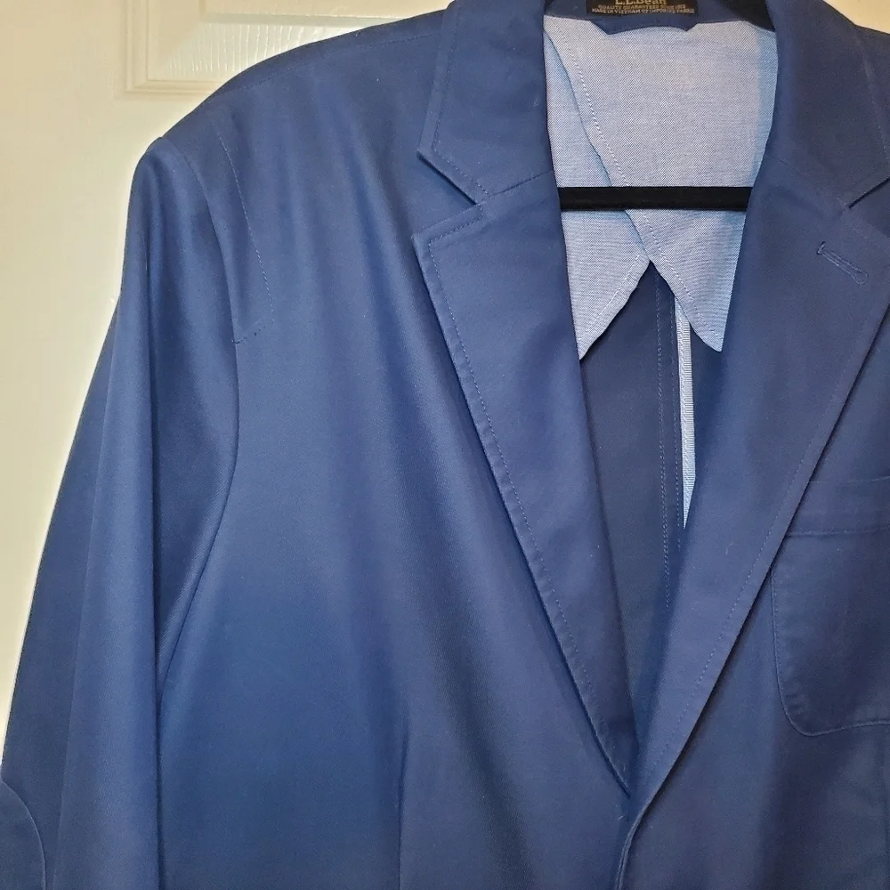 Vintage L.L. Bean Navy Blue Mens Sz. 42 Tall
